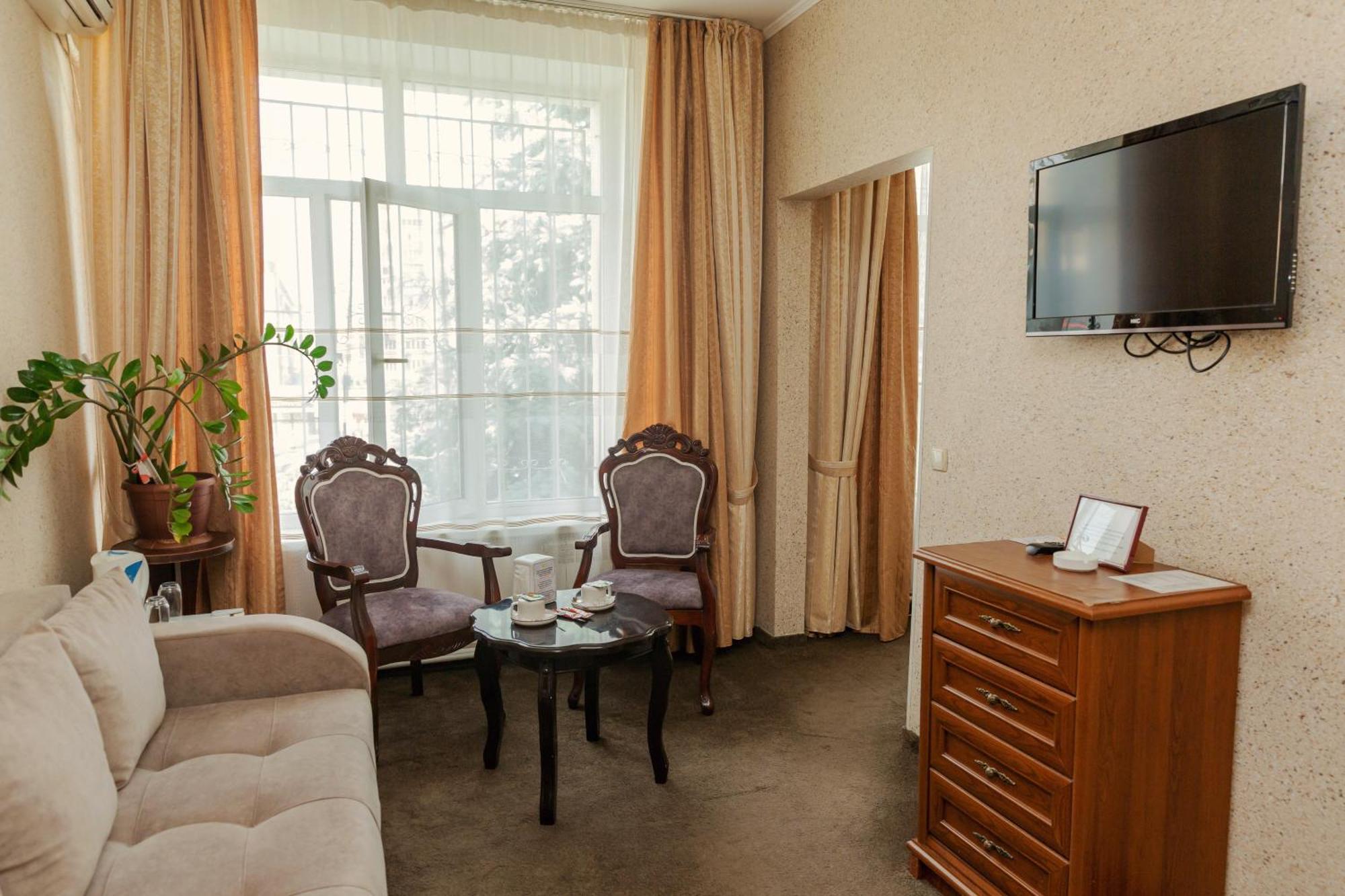 Ajour Hotel Alma-Ata Buitenkant foto