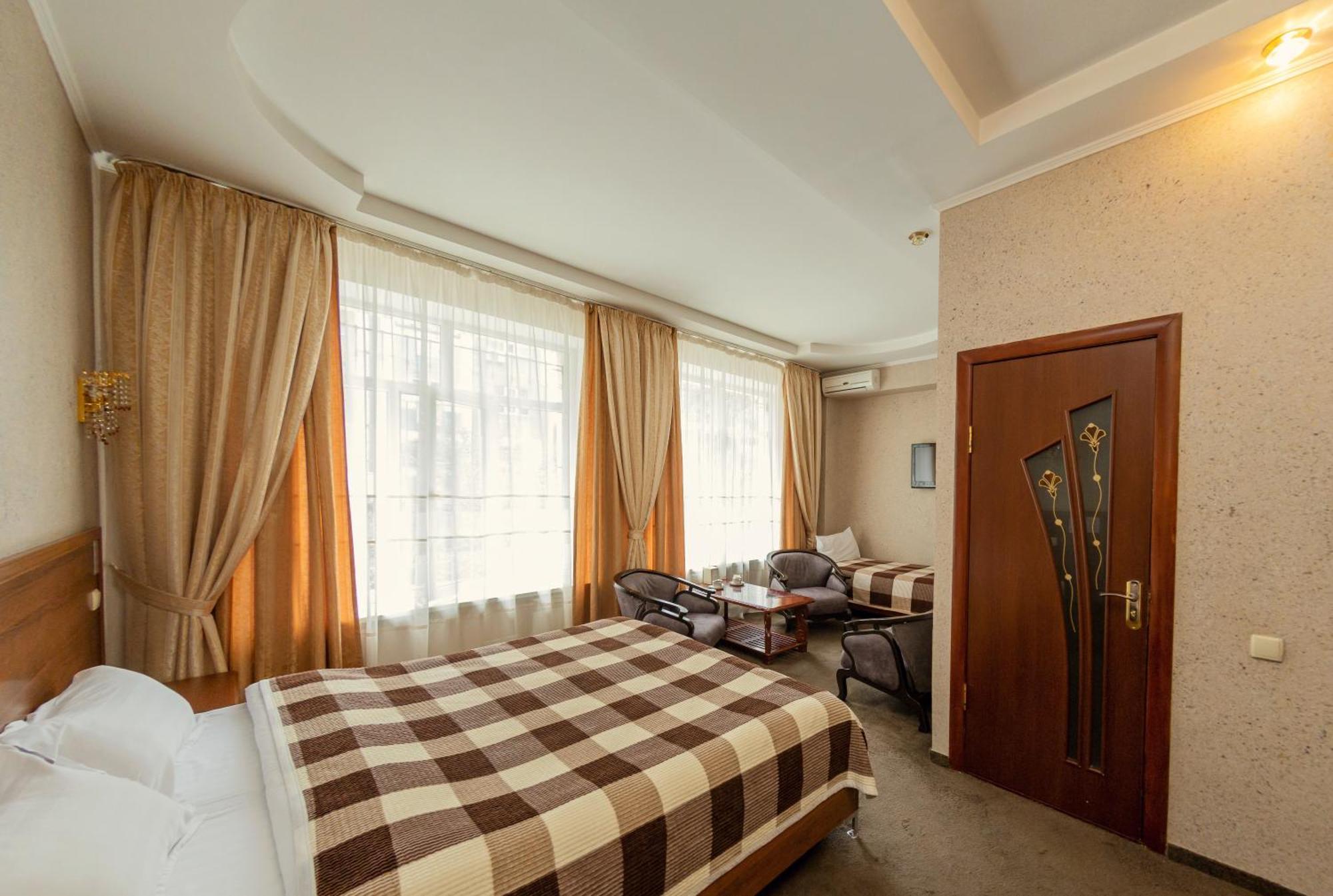 Ajour Hotel Alma-Ata Buitenkant foto