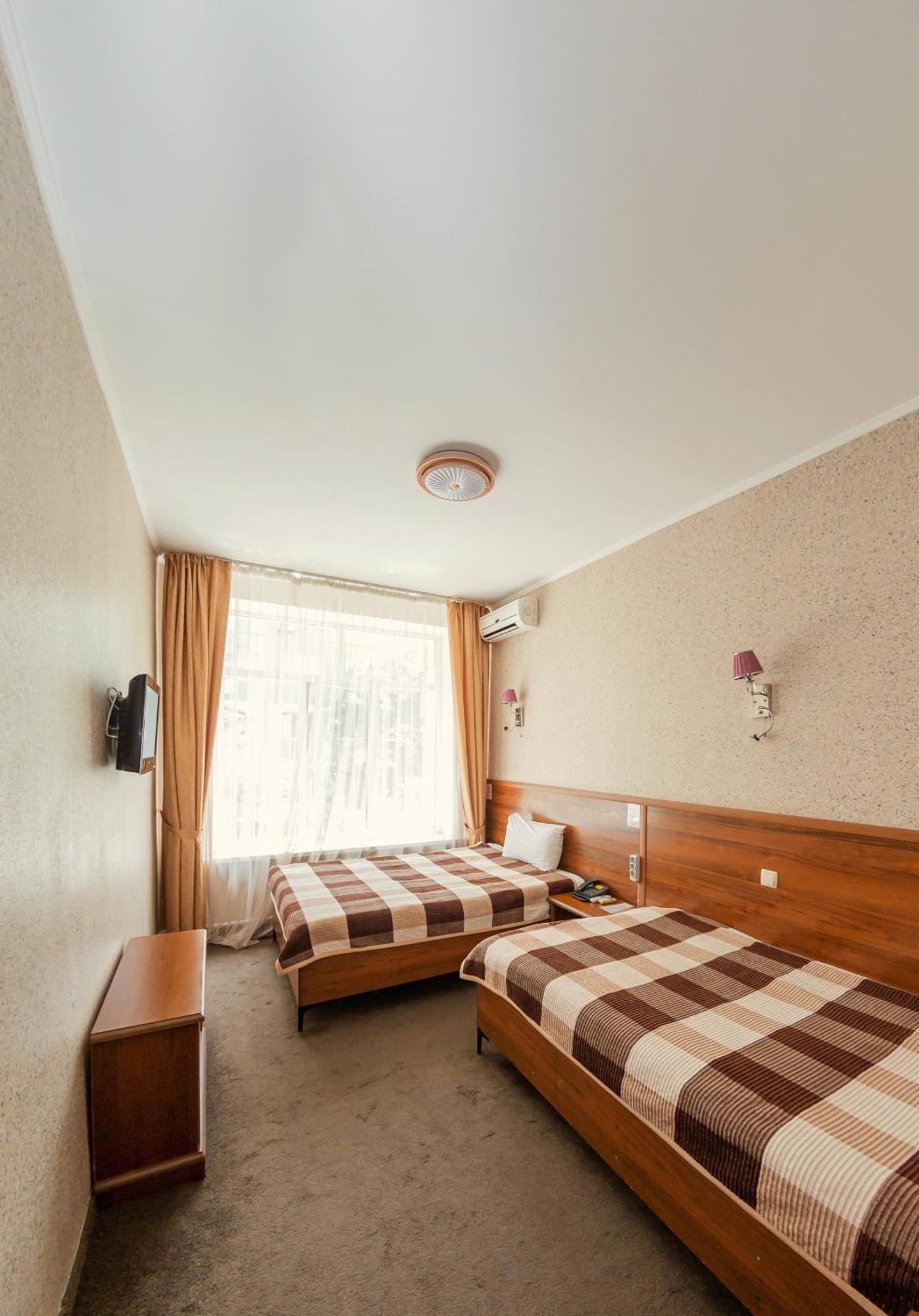 Ajour Hotel Alma-Ata Buitenkant foto