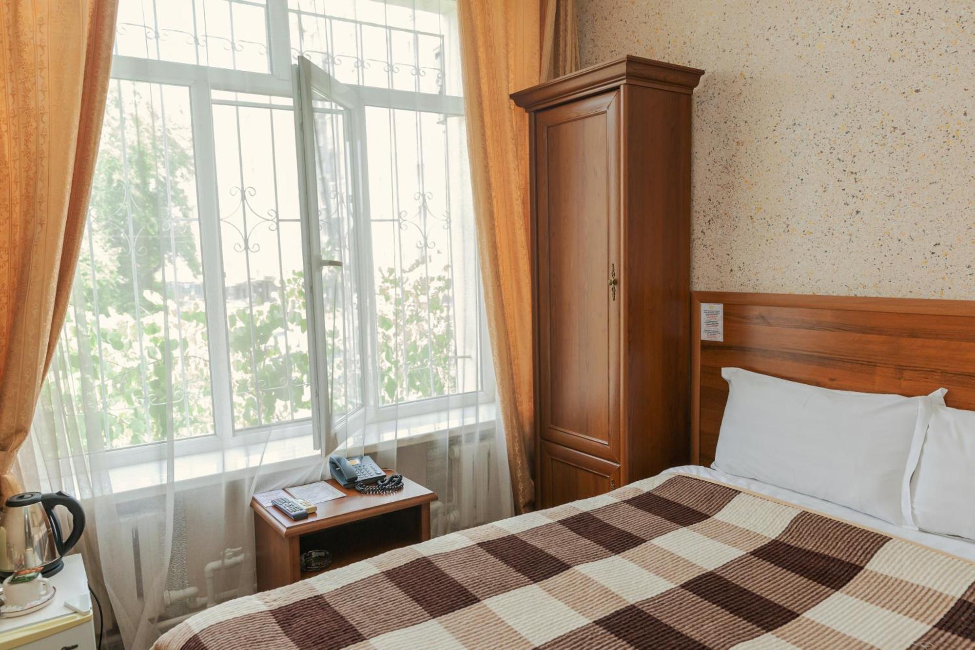 Ajour Hotel Alma-Ata Buitenkant foto