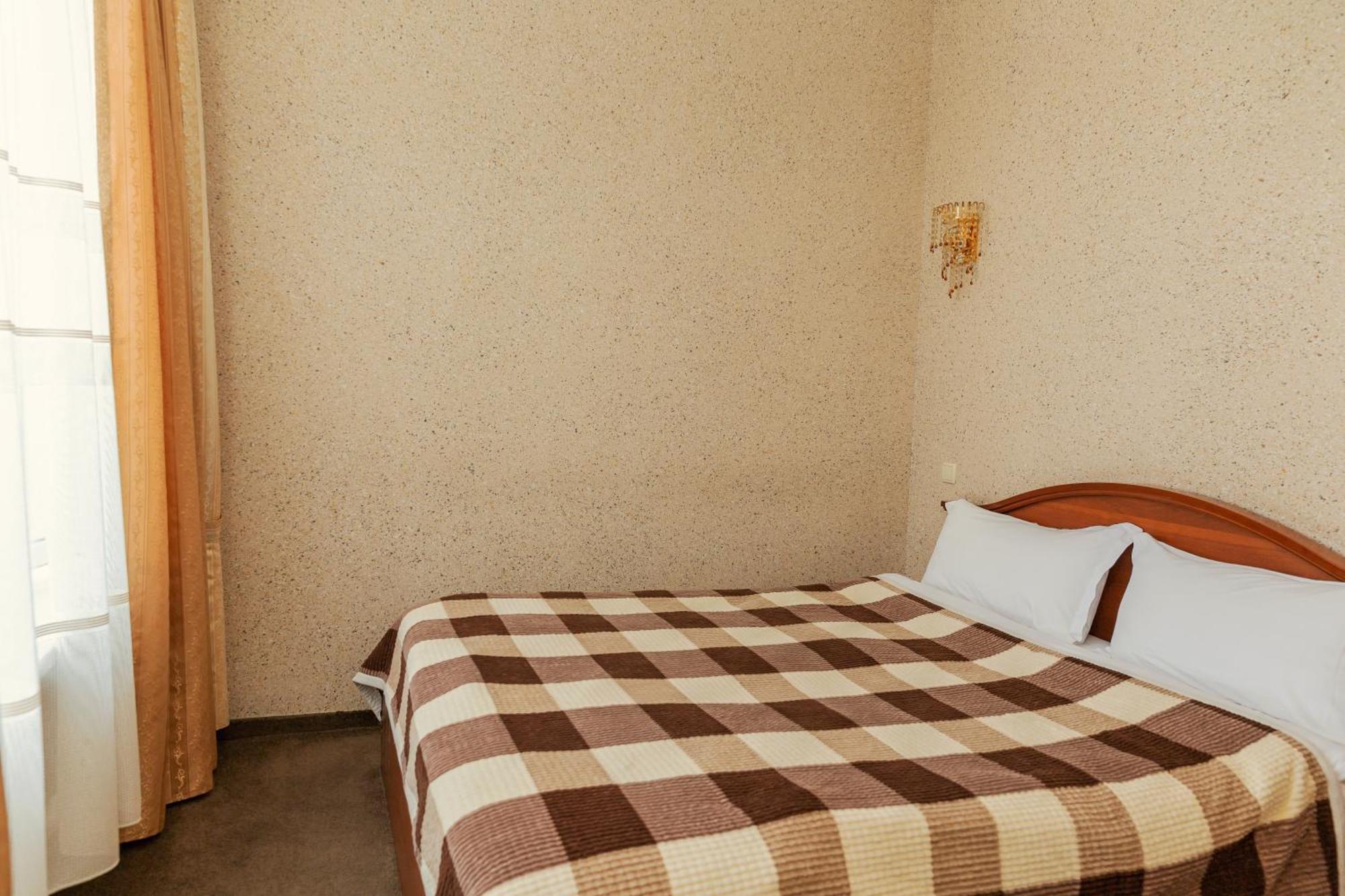 Ajour Hotel Alma-Ata Buitenkant foto